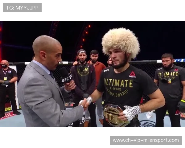 三角绞锁死对手拍地求饶