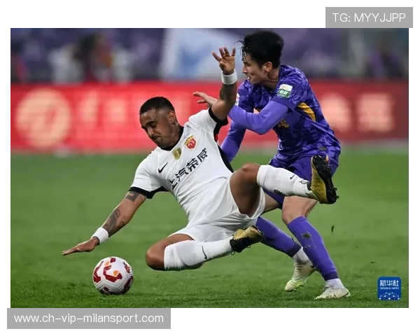 上海海港底线假动作引发现场尖叫